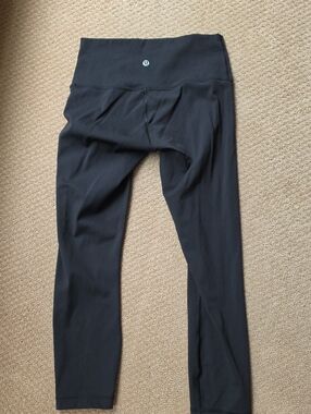 Lululemon Black High-Rise Leggings with Signature Logo